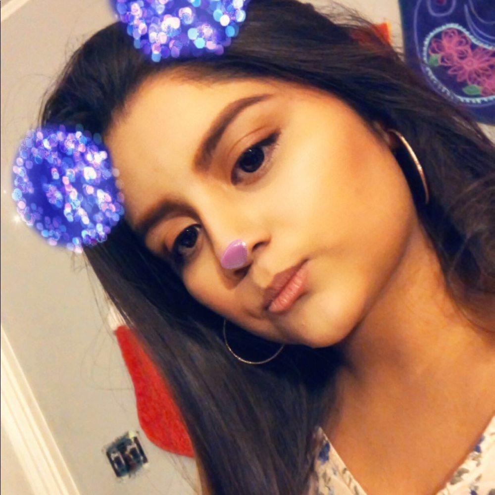 Meet your Posher, Jessica